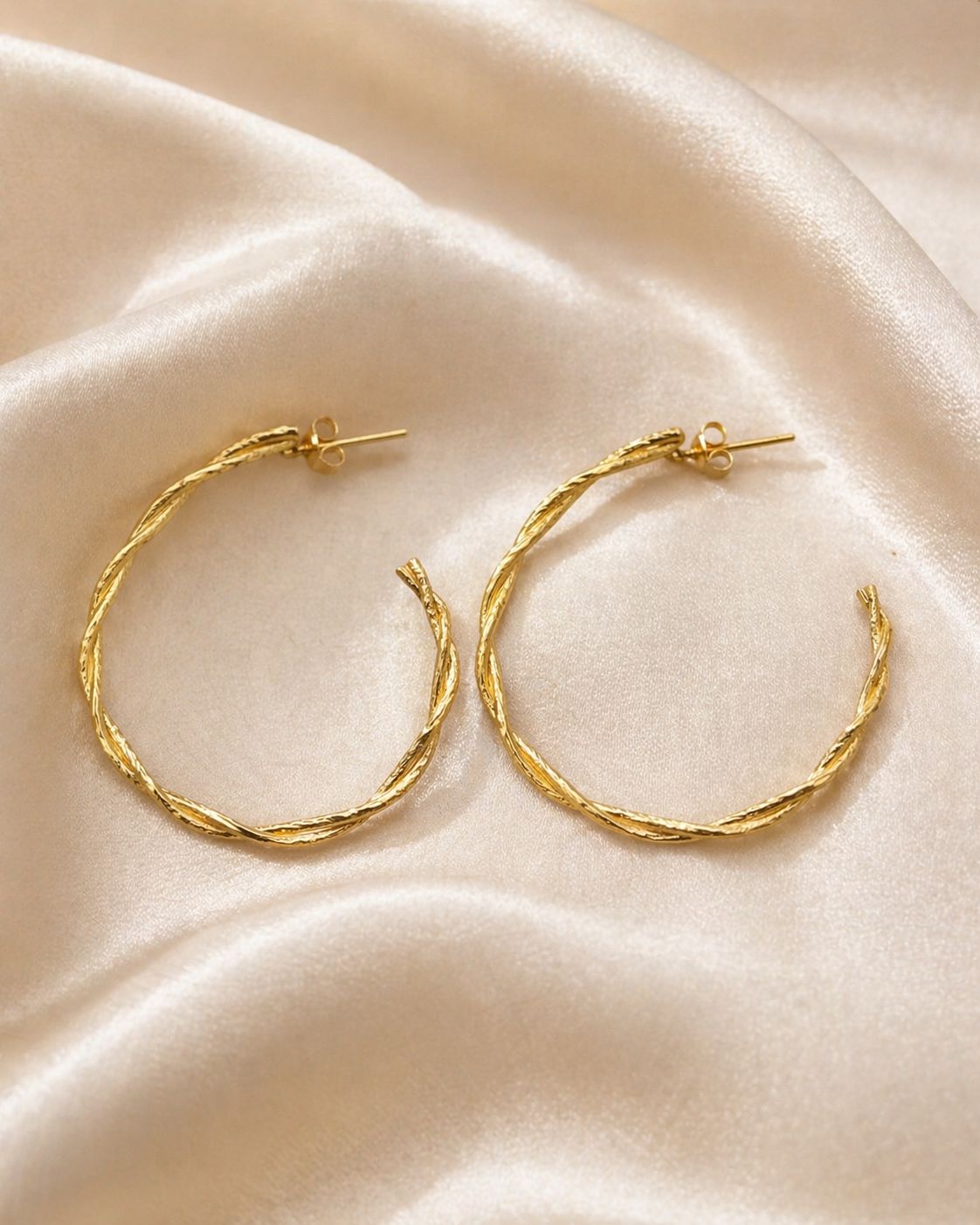 Argola Trançada Dourada