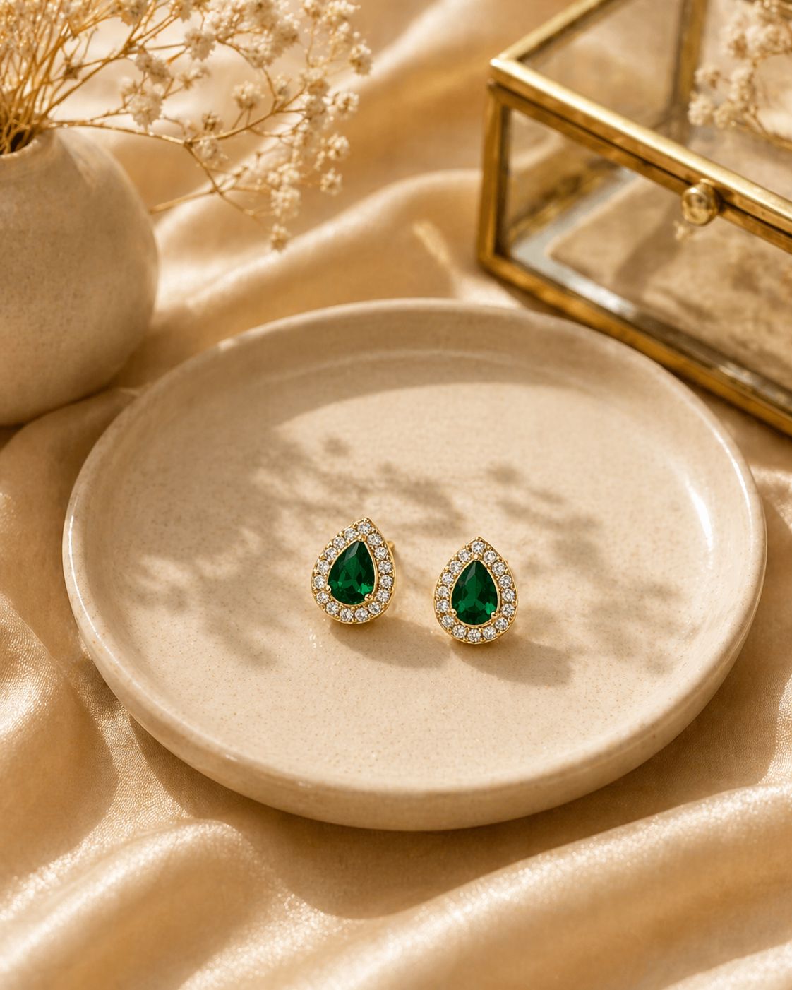 Brinco Gota Verde Dourado